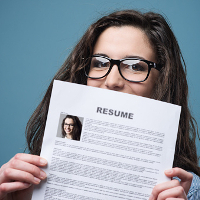 Job candidate peekaboo resume 1x1 NEWSLETTER SIZE